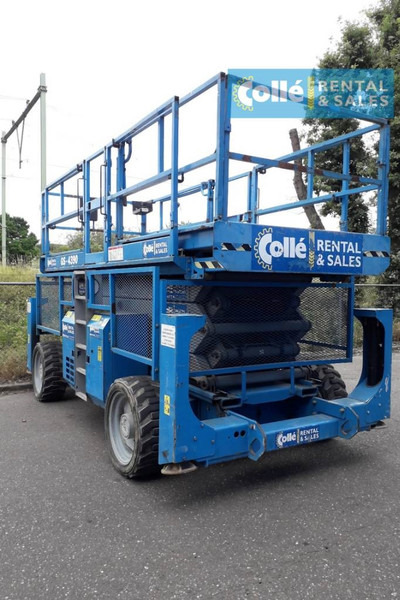 Genie GS 4390 RT | 2008 - Samohybná plošiny: obrázok 3 Genie GS 4390 RT | 2008 - Samohybná plošiny: obrázok 3