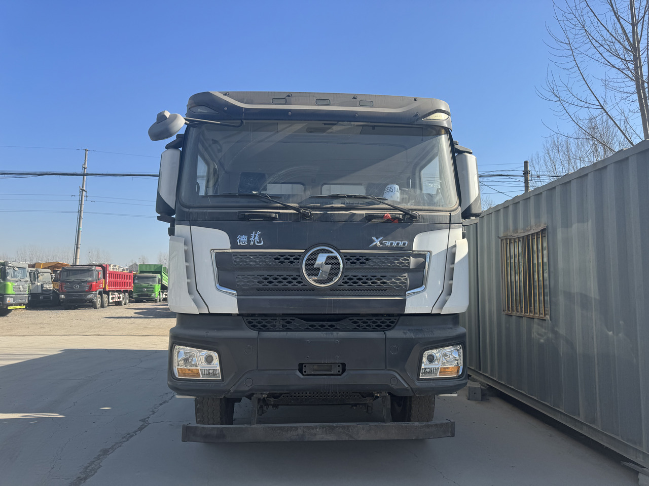 SHACMAN X3000 - Sklápač: obrázok 3 SHACMAN X3000 - Sklápač: obrázok 3