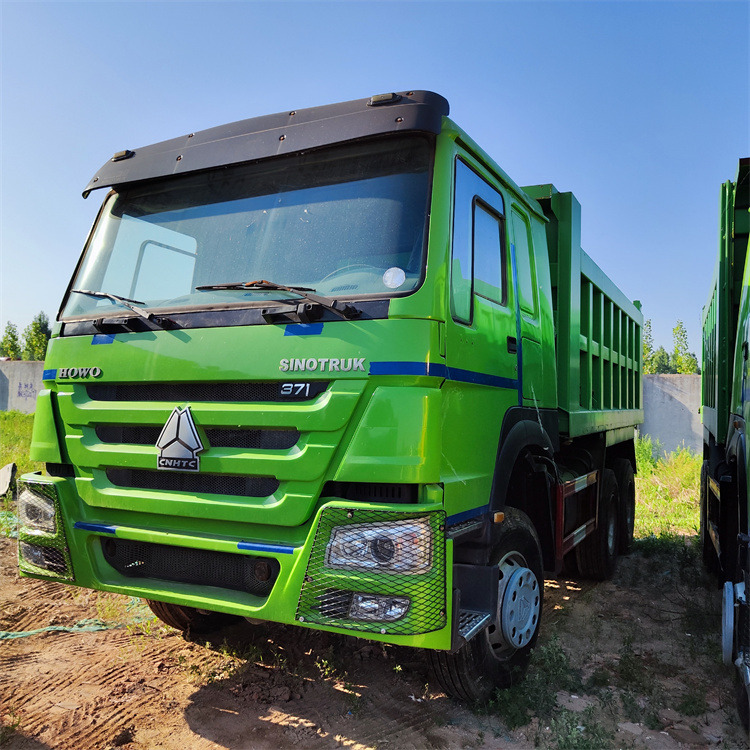 Sinotruck HOWO - Sklápač: obrázok 3 Sinotruck HOWO - Sklápač: obrázok 3