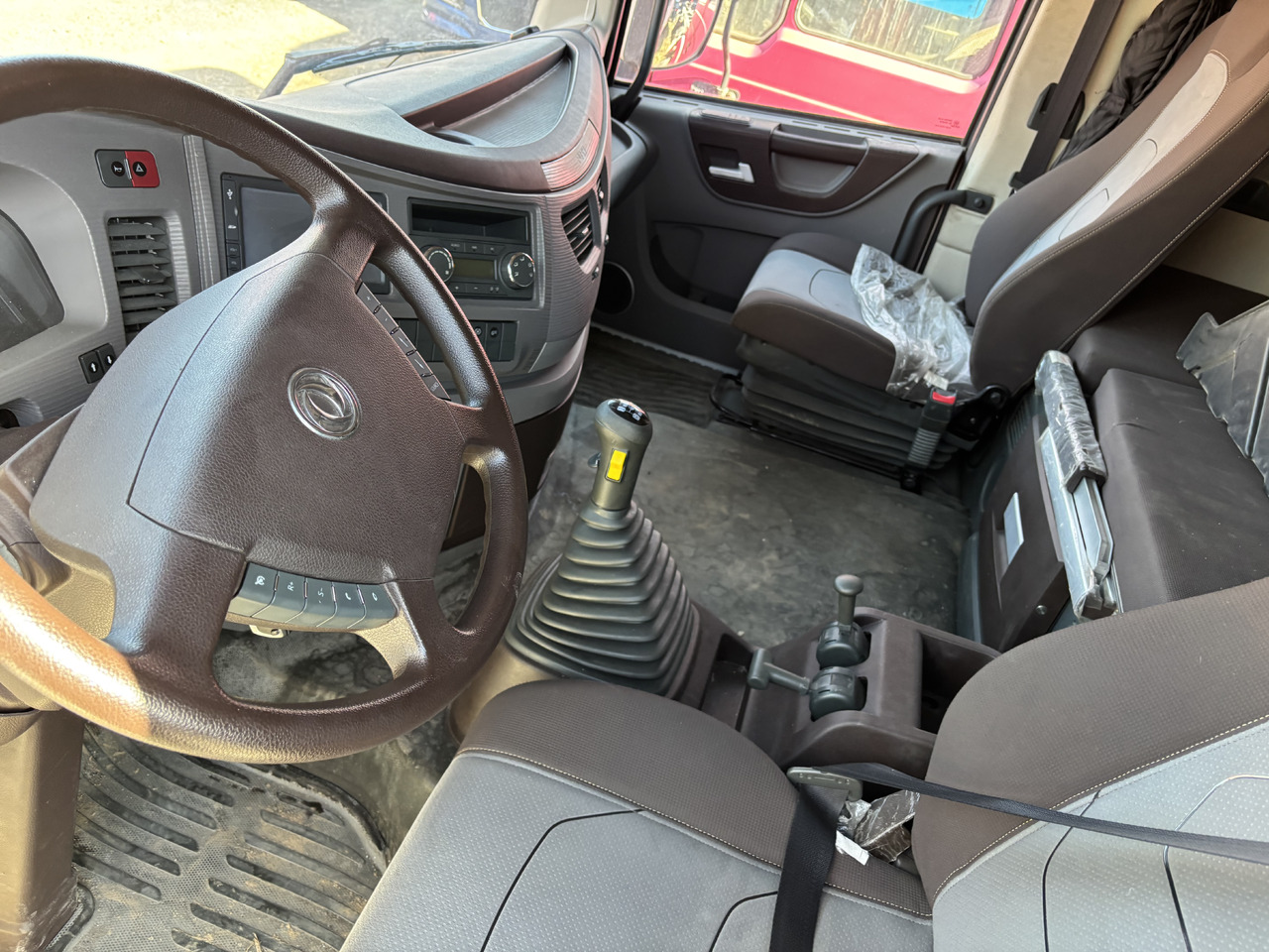DONGFENG GX - Ťahač: obrázok 2 DONGFENG GX - Ťahač: obrázok 2