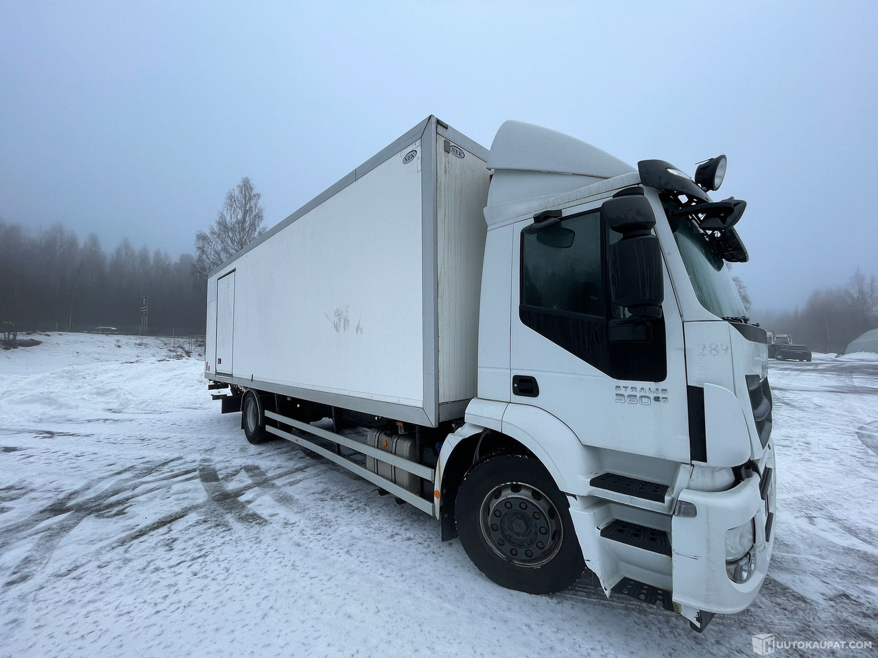 Iveco Stralis, 2015 Umpikori Kuorma-auto, Hämeenlinna - Skříňový nákladní auto: obrázok 3 Iveco Stralis, 2015 Umpikori Kuorma-auto, Hämeenlinna - Skříňový nákladní auto: obrázok 3