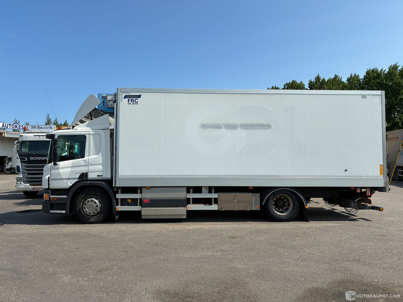 Scania P 270 Umpikori kuorma-auto, Tampere - Nákladné auto: obrázok 1 Scania P 270 Umpikori kuorma-auto, Tampere - Nákladné auto: obrázok 1