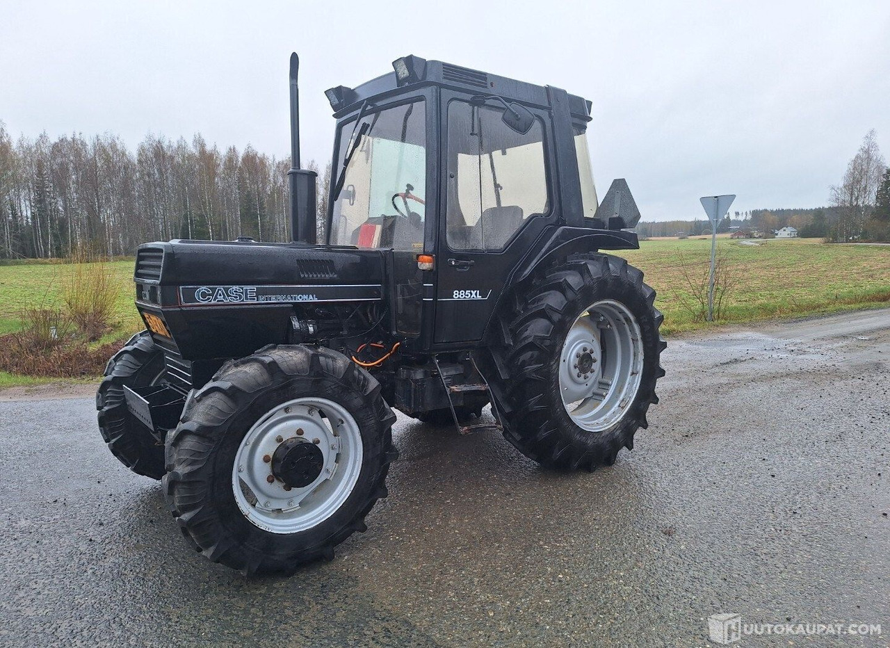 Case IH 885XL, 1988, 4.4 l, Diesel, 7 900 h Traktori, Akaa - Poľnohospodárske stroje: obrázok 1 Case IH 885XL, 1988, 4.4 l, Diesel, 7 900 h Traktori, Akaa - Poľnohospodárske stroje: obrázok 1