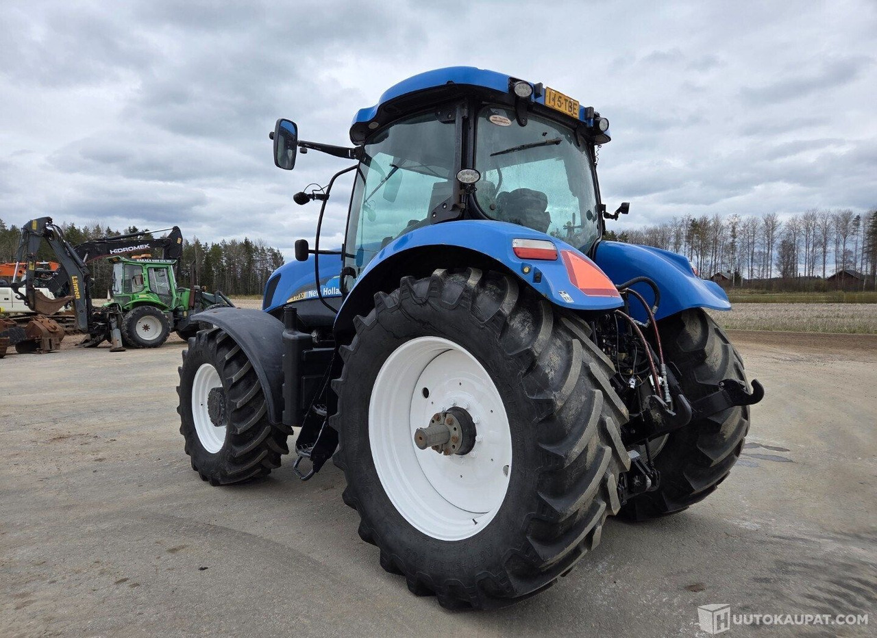 New Holland T7030 PC, 2007, 6.8 l, Diesel, 10 350 h Traktori, Honkajoki - Poľnohospodárske stroje: obrázok 3 New Holland T7030 PC, 2007, 6.8 l, Diesel, 10 350 h Traktori, Honkajoki - Poľnohospodárske stroje: obrázok 3