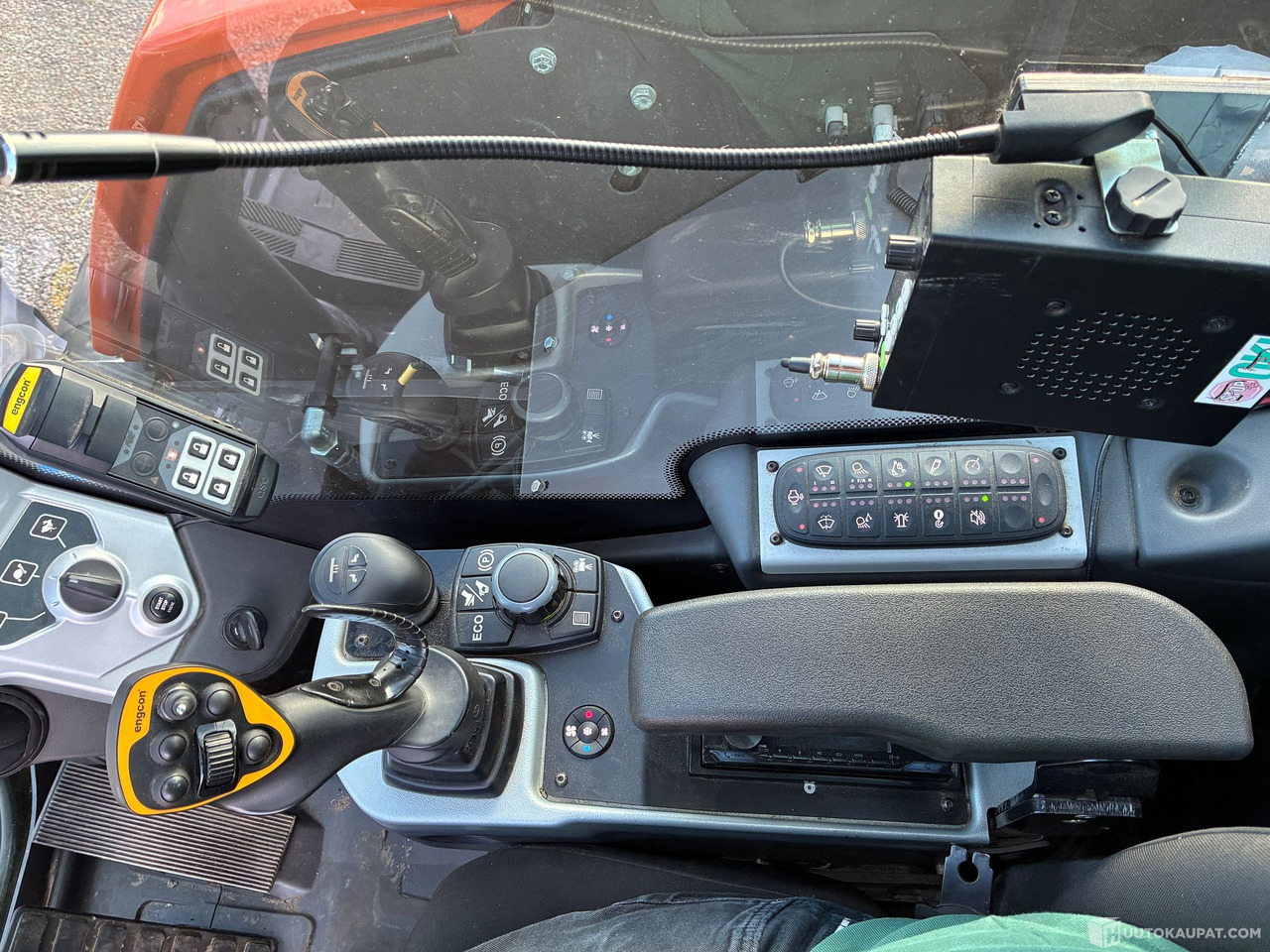 Stavebné stroje Hitachi ZX 95W-7, 2023 Pyörä alustainen kaivinkone, Pirkkala: obrázok 10