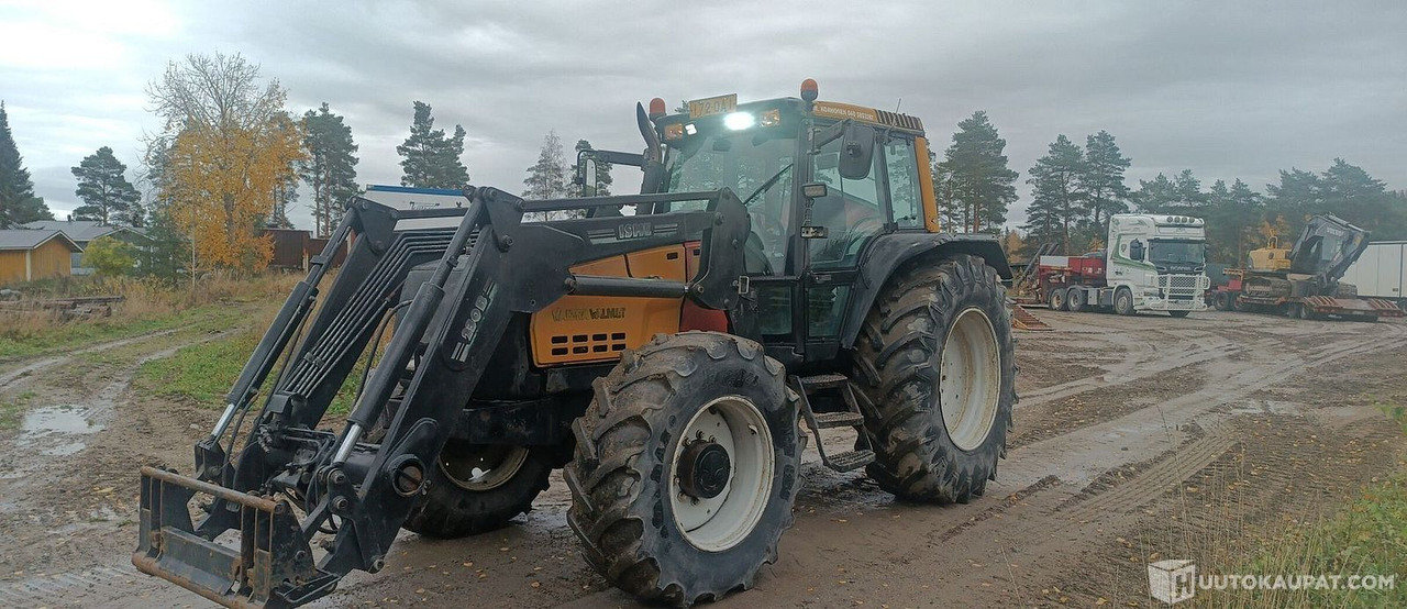 Valtra 8450, 2000, Diesel Traktori, Leppävirta - Traktor: obrázok 4 Valtra 8450, 2000, Diesel Traktori, Leppävirta - Traktor: obrázok 4