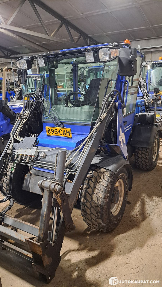 Wille 455B, VM. 2015 aj. 6200h, Tampere - Šmykom riadený nakladač: obrázok 2 Wille 455B, VM. 2015 aj. 6200h, Tampere - Šmykom riadený nakladač: obrázok 2