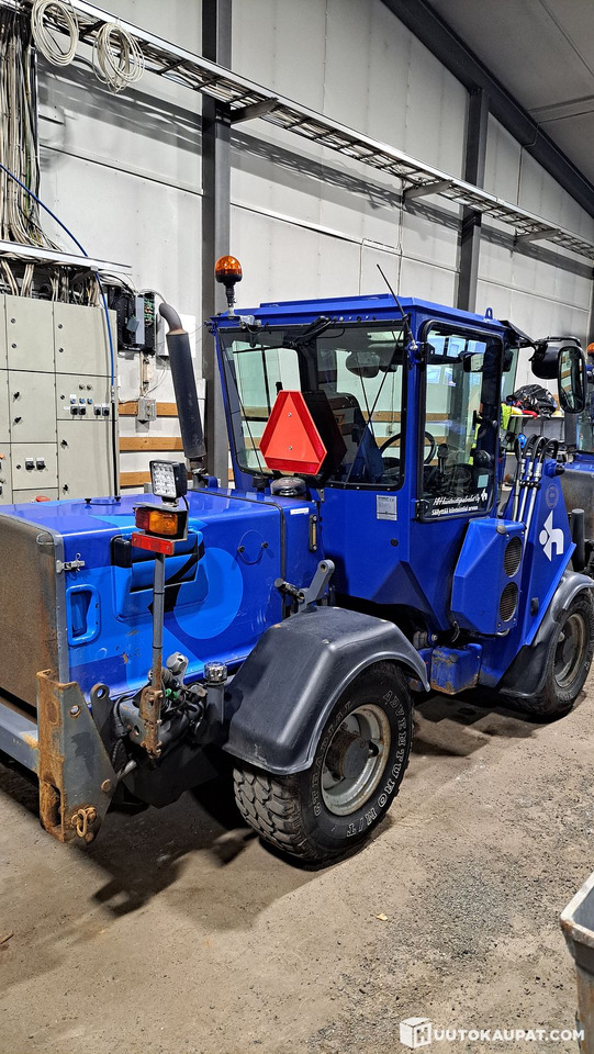 Wille 455B, VM. 2015 aj. 6200h, Tampere - Šmykom riadený nakladač: obrázok 4 Wille 455B, VM. 2015 aj. 6200h, Tampere - Šmykom riadený nakladač: obrázok 4