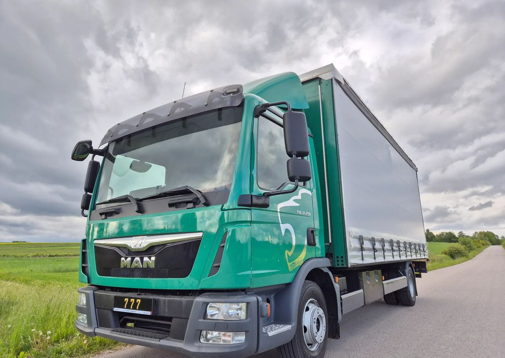 MAN TGL 12.250 6.2m AUTOMAT KLIMA z Niemiec ESP nowe opony EURO 6 / 4.75 rozstaw / zawiesie na wózek widłowy / TOP STAN / okazja nauka jazdy MOŻLIWOŚĆ DOSTOSOWANIA 12t - Plachtové nákladné vozidlo: obrázok 2 MAN TGL 12.250 6.2m AUTOMAT KLIMA z Niemiec ESP nowe opony EURO 6 / 4.75 rozstaw / zawiesie na wózek widłowy / TOP STAN / okazja nauka jazdy MOŻLIWOŚĆ DOSTOSOWANIA 12t - Plachtové nákladné vozidlo: obrázok 2
