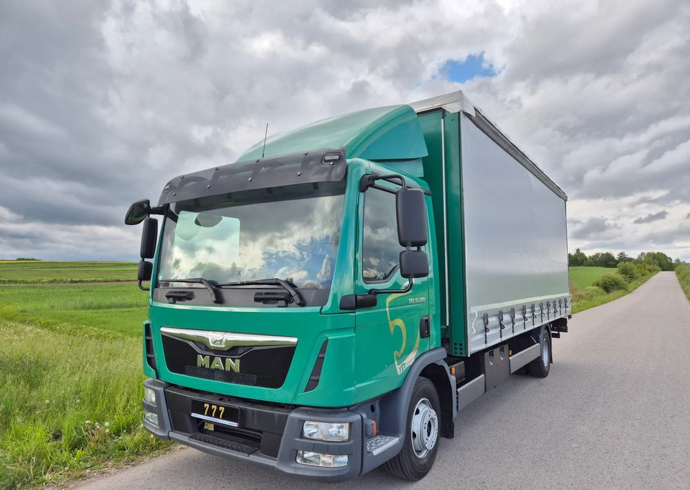 MAN TGL 12.250 6.2m AUTOMAT KLIMA z Niemiec ESP nowe opony EURO 6 / 4.75 rozstaw / zawiesie na wózek widłowy / TOP STAN / okazja nauka jazdy MOŻLIWOŚĆ DOSTOSOWANIA 12t - Plachtové nákladné vozidlo: obrázok 3 MAN TGL 12.250 6.2m AUTOMAT KLIMA z Niemiec ESP nowe opony EURO 6 / 4.75 rozstaw / zawiesie na wózek widłowy / TOP STAN / okazja nauka jazdy MOŻLIWOŚĆ DOSTOSOWANIA 12t - Plachtové nákladné vozidlo: obrázok 3