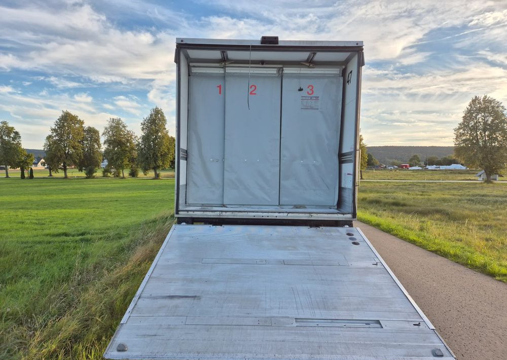 MAN TGM 15.250 7.5m winda AUTOMAT KLIMA z Niemiec EURO 6 / CHŁODNIA T-1000R THERMOKING - Chladirenské nákladné vozidlo: obrázok 5 MAN TGM 15.250 7.5m winda AUTOMAT KLIMA z Niemiec EURO 6 / CHŁODNIA T-1000R THERMOKING - Chladirenské nákladné vozidlo: obrázok 5