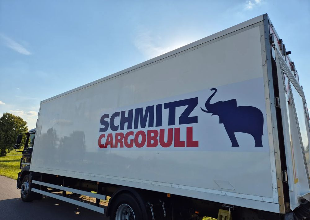 MAN TGM 18.250 Carrier 1950 D/E z Holandii / TOP STAN / 7.5m / 18 palet / winda + drzwi boczne / OKAZJA - Chladirenské nákladné vozidlo: obrázok 4 MAN TGM 18.250 Carrier 1950 D/E z Holandii / TOP STAN / 7.5m / 18 palet / winda + drzwi boczne / OKAZJA - Chladirenské nákladné vozidlo: obrázok 4