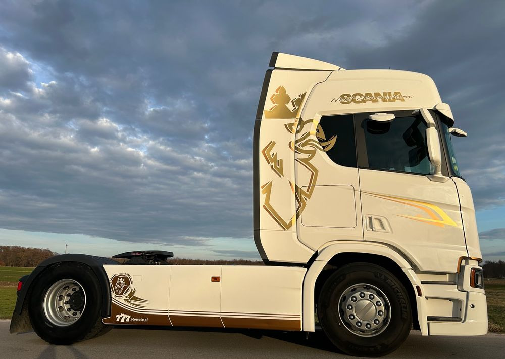 Scania R500 FULL AIR 2019 10x poduszki KLIMA POSTOJOWA / RETARDER / FULL SPOJLER / TOP STAN / od jedynego właściciela ! HYDRAULIKA spod beczki spożywczej ! / do wywrotu ruchomej podłogi beczki TOP TOP - Ťahač: obrázok 4 Scania R500 FULL AIR 2019 10x poduszki KLIMA POSTOJOWA / RETARDER / FULL SPOJLER / TOP STAN / od jedynego właściciela ! HYDRAULIKA spod beczki spożywczej ! / do wywrotu ruchomej podłogi beczki TOP TOP - Ťahač: obrázok 4