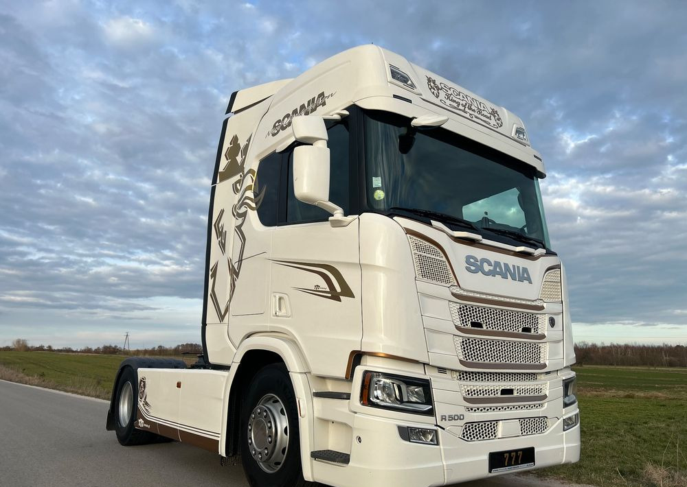 Scania R500 FULL AIR 2019 10x poduszki KLIMA POSTOJOWA / RETARDER / FULL SPOJLER / TOP STAN / od jedynego właściciela ! HYDRAULIKA spod beczki spożywczej ! / do wywrotu ruchomej podłogi beczki TOP TOP - Ťahač: obrázok 3 Scania R500 FULL AIR 2019 10x poduszki KLIMA POSTOJOWA / RETARDER / FULL SPOJLER / TOP STAN / od jedynego właściciela ! HYDRAULIKA spod beczki spożywczej ! / do wywrotu ruchomej podłogi beczki TOP TOP - Ťahač: obrázok 3