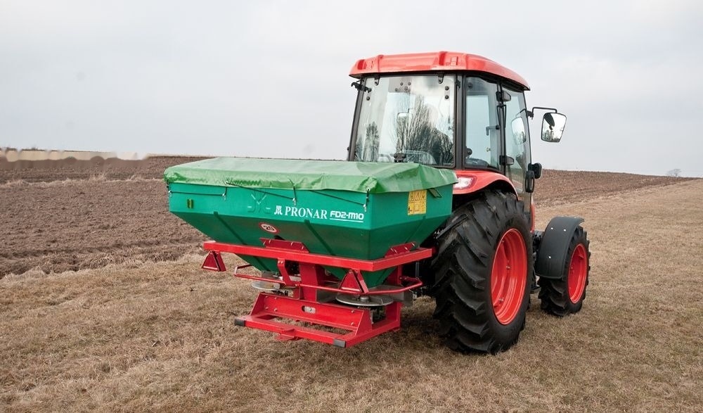 Pronar FD2-M10 - Rozmetač hnojiva: obrázok 1 Pronar FD2-M10 - Rozmetač hnojiva: obrázok 1