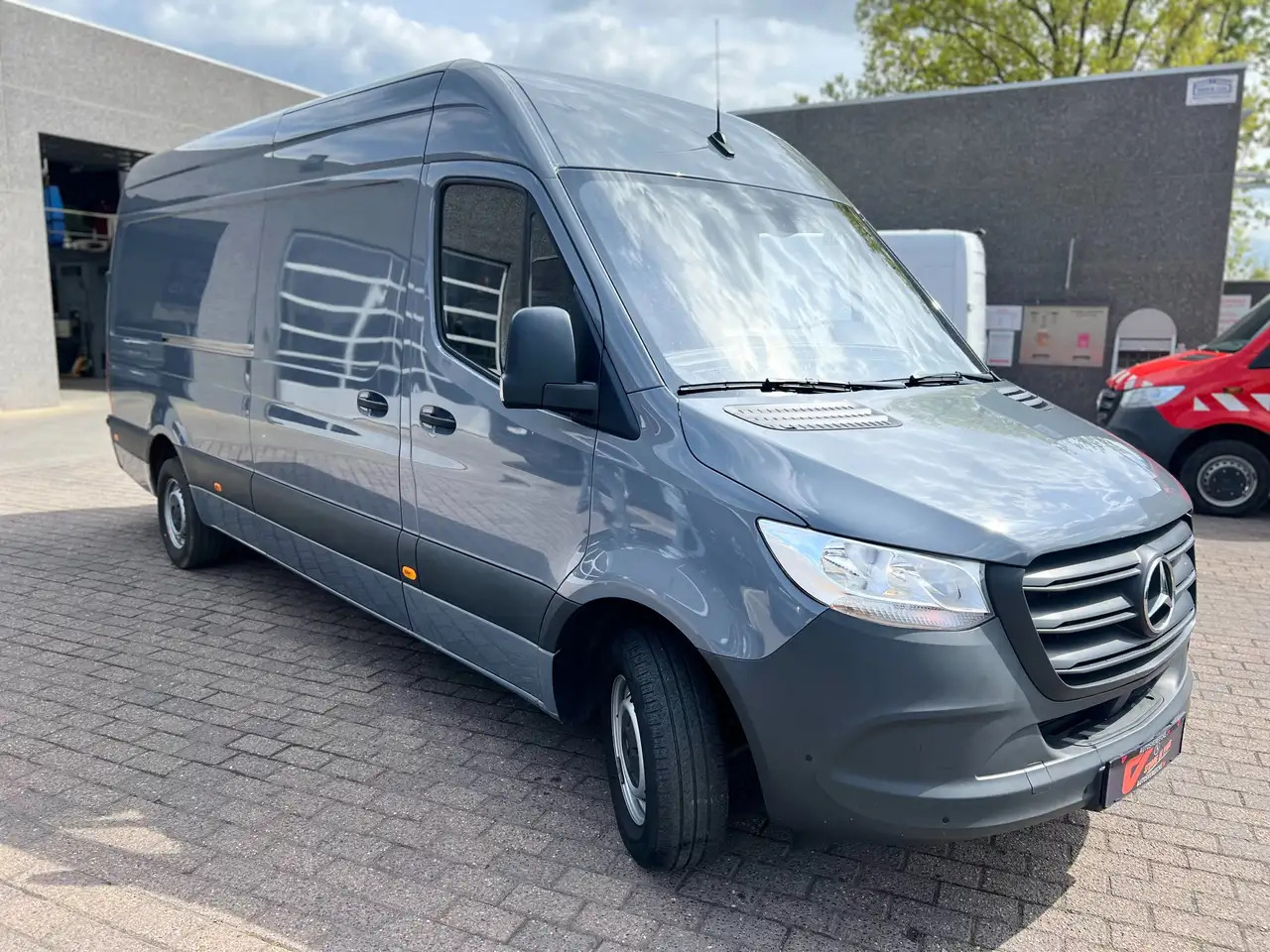 Mercedes-Benz Sprinter 315 L3H2 RWD (34.750€ex) CAMERA|MBUX| SENSOR - Furgon: obrázok 3 Mercedes-Benz Sprinter 315 L3H2 RWD (34.750€ex) CAMERA|MBUX| SENSOR - Furgon: obrázok 3