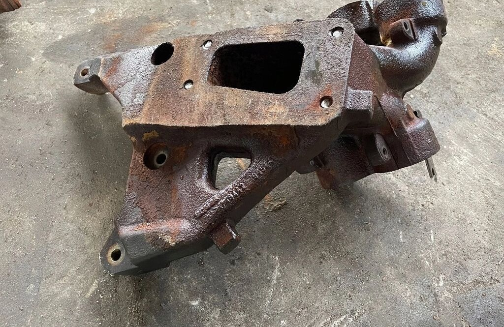 Scania R 730 V8 1906965 Scania R 730 V8 1906965 truck - Výfukový zvod pre Nákladné auto: obrázok 5 Scania R 730 V8 1906965 Scania R 730 V8 1906965 truck - Výfukový zvod pre Nákladné auto: obrázok 5