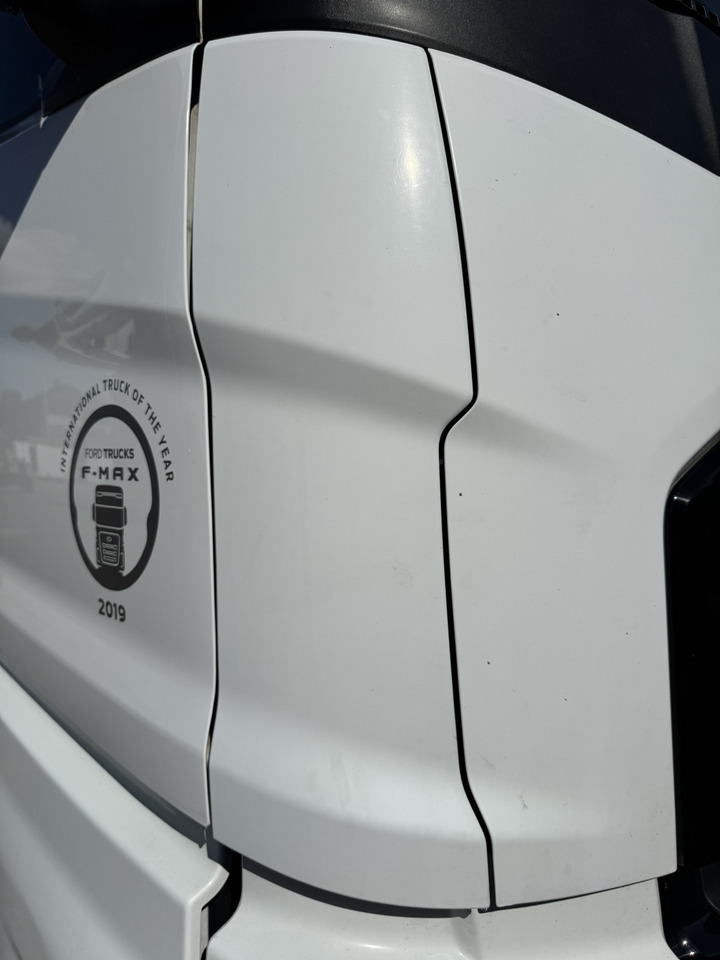 Ford F-Max - Roh nárazníka: obrázok 1 Ford F-Max - Roh nárazníka: obrázok 1