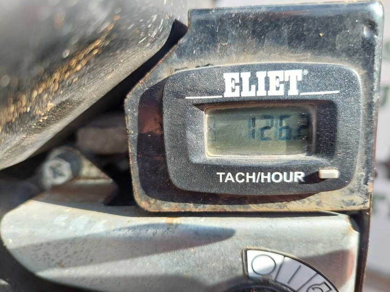 Eliet Prof 5 trailer - Drtič konárov: obrázok 5 Eliet Prof 5 trailer - Drtič konárov: obrázok 5