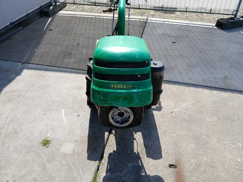 Ferrari 307 - Kompaktný traktor: obrázok 4 Ferrari 307 - Kompaktný traktor: obrázok 4