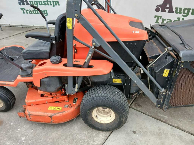 Kubota GZH 15 - Záhradná kosačka: obrázok 2 Kubota GZH 15 - Záhradná kosačka: obrázok 2