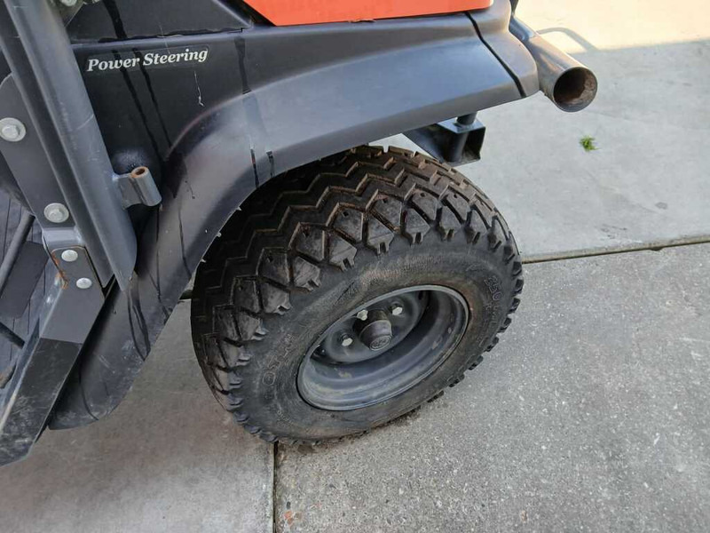 Kubota RTVX 900 - Záhradný kultivátor: obrázok 5 Kubota RTVX 900 - Záhradný kultivátor: obrázok 5
