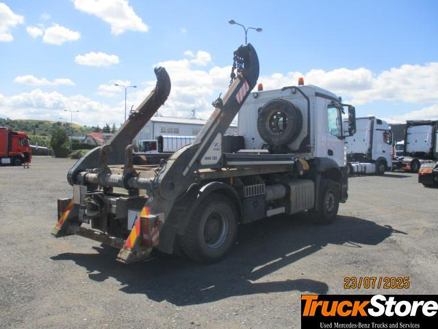 Mercedes-Benz Arocs 1846 LK - Ramenový nosič kontajnerov: obrázok 4 Mercedes-Benz Arocs 1846 LK - Ramenový nosič kontajnerov: obrázok 4