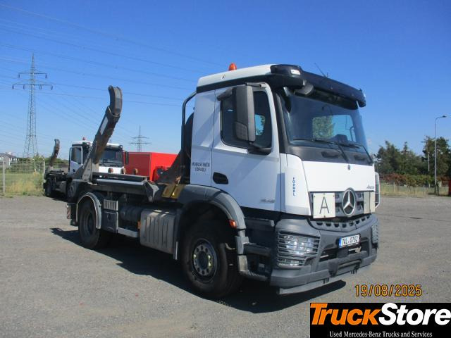 Mercedes-Benz Arocs 1846 LK - Ramenový nosič kontajnerov: obrázok 3 Mercedes-Benz Arocs 1846 LK - Ramenový nosič kontajnerov: obrázok 3