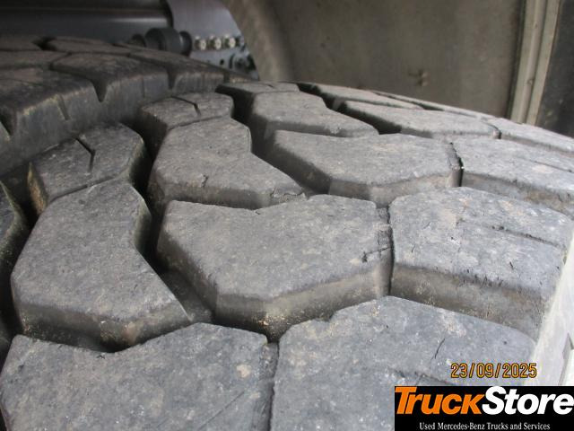 Mercedes-Benz Arocs 3351 K - Sklápač: obrázok 5 Mercedes-Benz Arocs 3351 K - Sklápač: obrázok 5