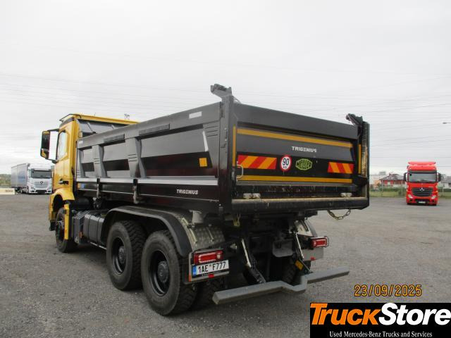 Mercedes-Benz Arocs 3351 K - Sklápač: obrázok 4 Mercedes-Benz Arocs 3351 K - Sklápač: obrázok 4