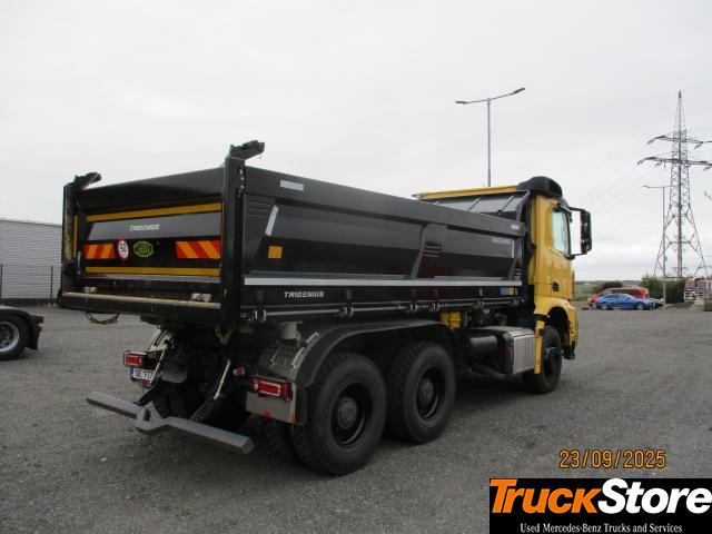Mercedes-Benz Arocs 3351 K - Sklápač: obrázok 3 Mercedes-Benz Arocs 3351 K - Sklápač: obrázok 3