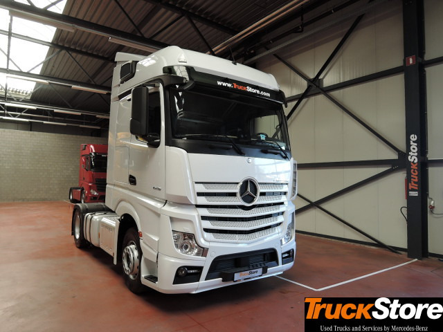 Mercedes-Benz Actros 1845 LS - Ťahač: obrázok 3 Mercedes-Benz Actros 1845 LS - Ťahač: obrázok 3