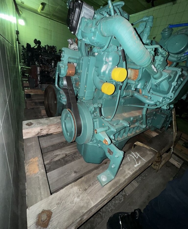 Volvo-ABG D6J   Volvo D6J - Motor pre Rýpadlo: obrázok 3 Volvo-ABG D6J   Volvo D6J - Motor pre Rýpadlo: obrázok 3