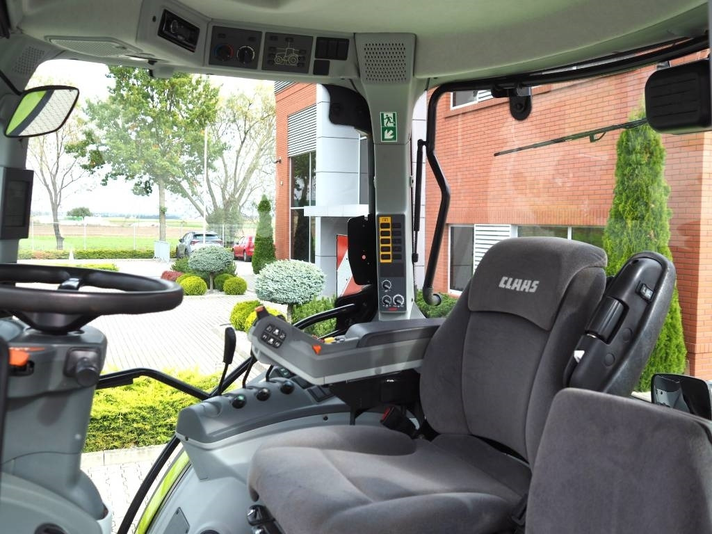 Claas Arion 610 CIS - Traktor: obrázok 5 Claas Arion 610 CIS - Traktor: obrázok 5