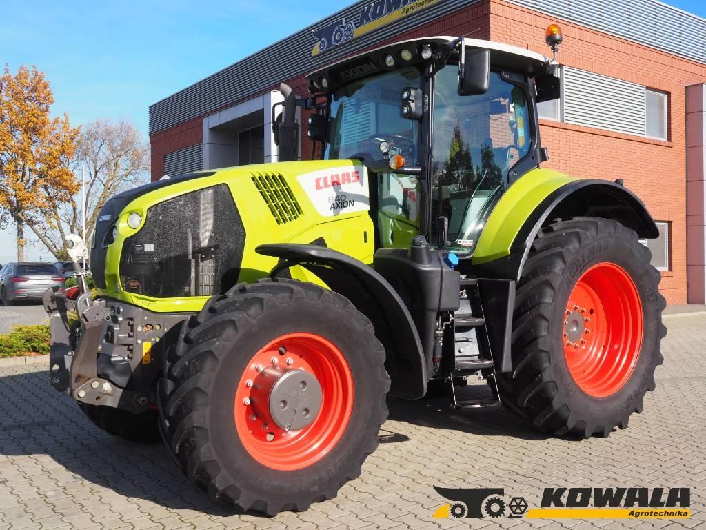Claas Axion 840 CEBIS - Traktor: obrázok 1 Claas Axion 840 CEBIS - Traktor: obrázok 1