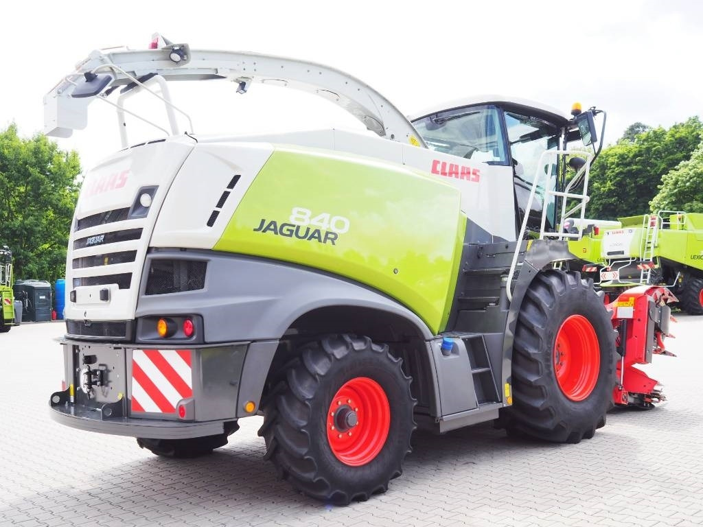 Claas Jaguar 840 + Kemper 345 Plus - Samohybná rezačka: obrázok 3 Claas Jaguar 840 + Kemper 345 Plus - Samohybná rezačka: obrázok 3
