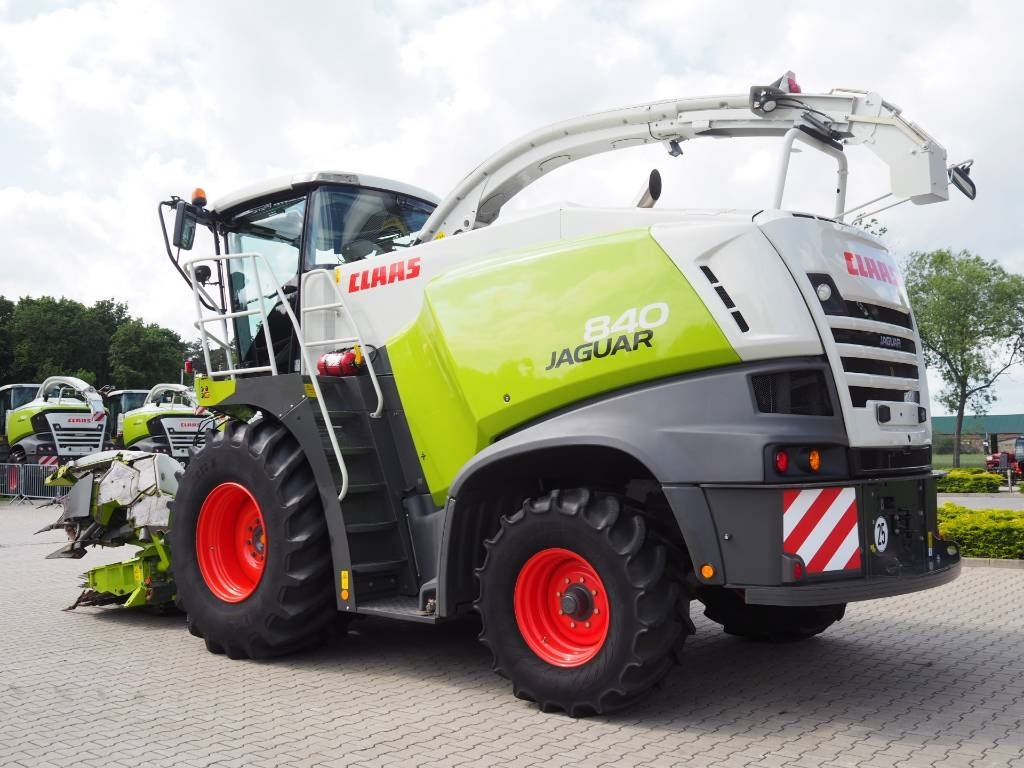 Claas Jaguar 840 + Orbis 450 - Samohybná rezačka: obrázok 2 Claas Jaguar 840 + Orbis 450 - Samohybná rezačka: obrázok 2