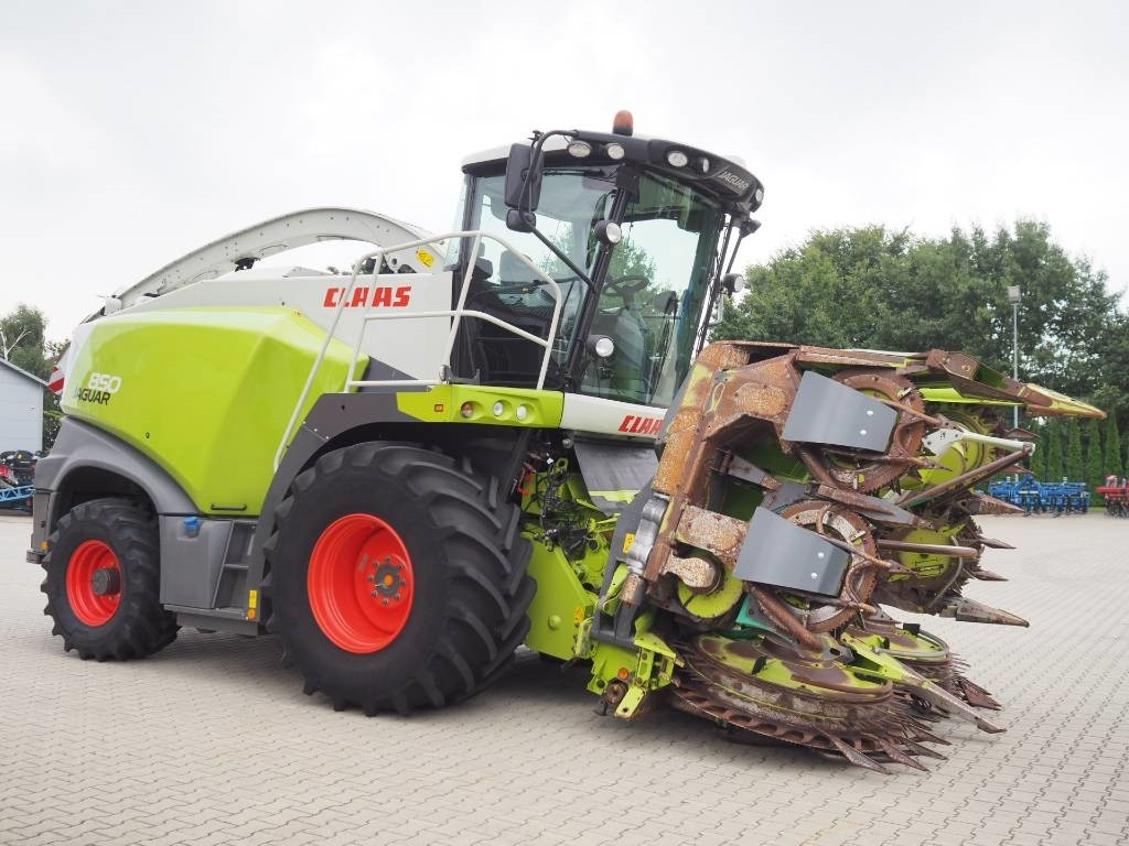 Claas Jaguar 850 4x4 + Orbis 600 SD - Samohybná rezačka: obrázok 4 Claas Jaguar 850 4x4 + Orbis 600 SD - Samohybná rezačka: obrázok 4
