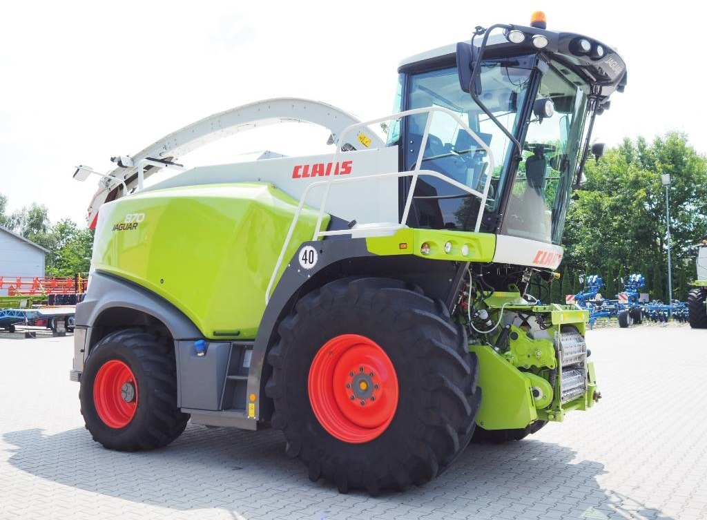 Claas Jaguar 870 4WD - Samohybná rezačka: obrázok 4 Claas Jaguar 870 4WD - Samohybná rezačka: obrázok 4