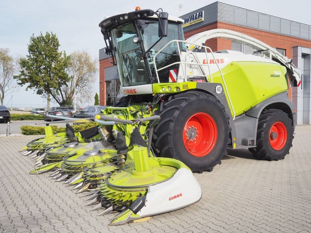 Claas Jaguar 950 4x4 + Orbis 750 - Samohybná rezačka: obrázok 5 Claas Jaguar 950 4x4 + Orbis 750 - Samohybná rezačka: obrázok 5