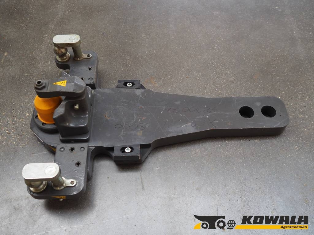 Claas Xerion - bumper hitch K80 - Karoséria a exteriér pre Poľnohospodárske stroje: obrázok 1 Claas Xerion - bumper hitch K80 - Karoséria a exteriér pre Poľnohospodárske stroje: obrázok 1