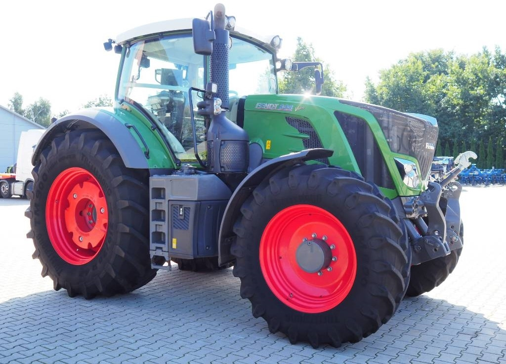 Fendt 828 Vario S4 ProfiPlus, GPS - Traktor: obrázok 4 Fendt 828 Vario S4 ProfiPlus, GPS - Traktor: obrázok 4
