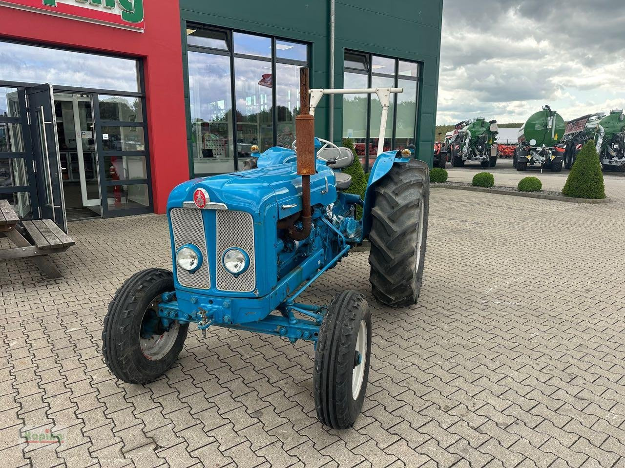 Ford Super Major - Traktor: obrázok 2 Ford Super Major - Traktor: obrázok 2
