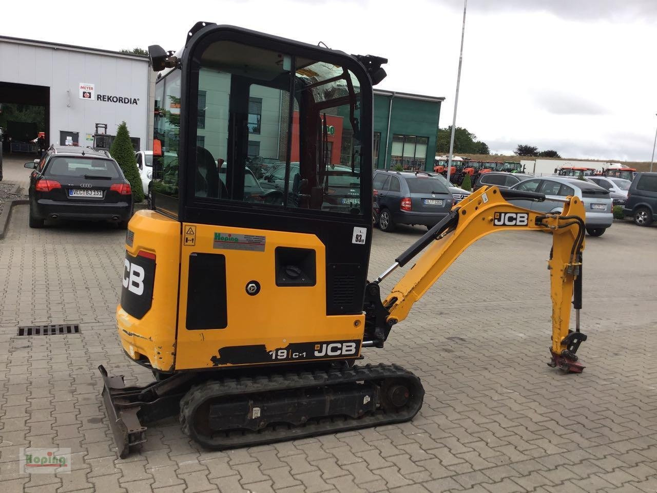 JCB 19C-1 - Mini rýpadlo: obrázok 4 JCB 19C-1 - Mini rýpadlo: obrázok 4