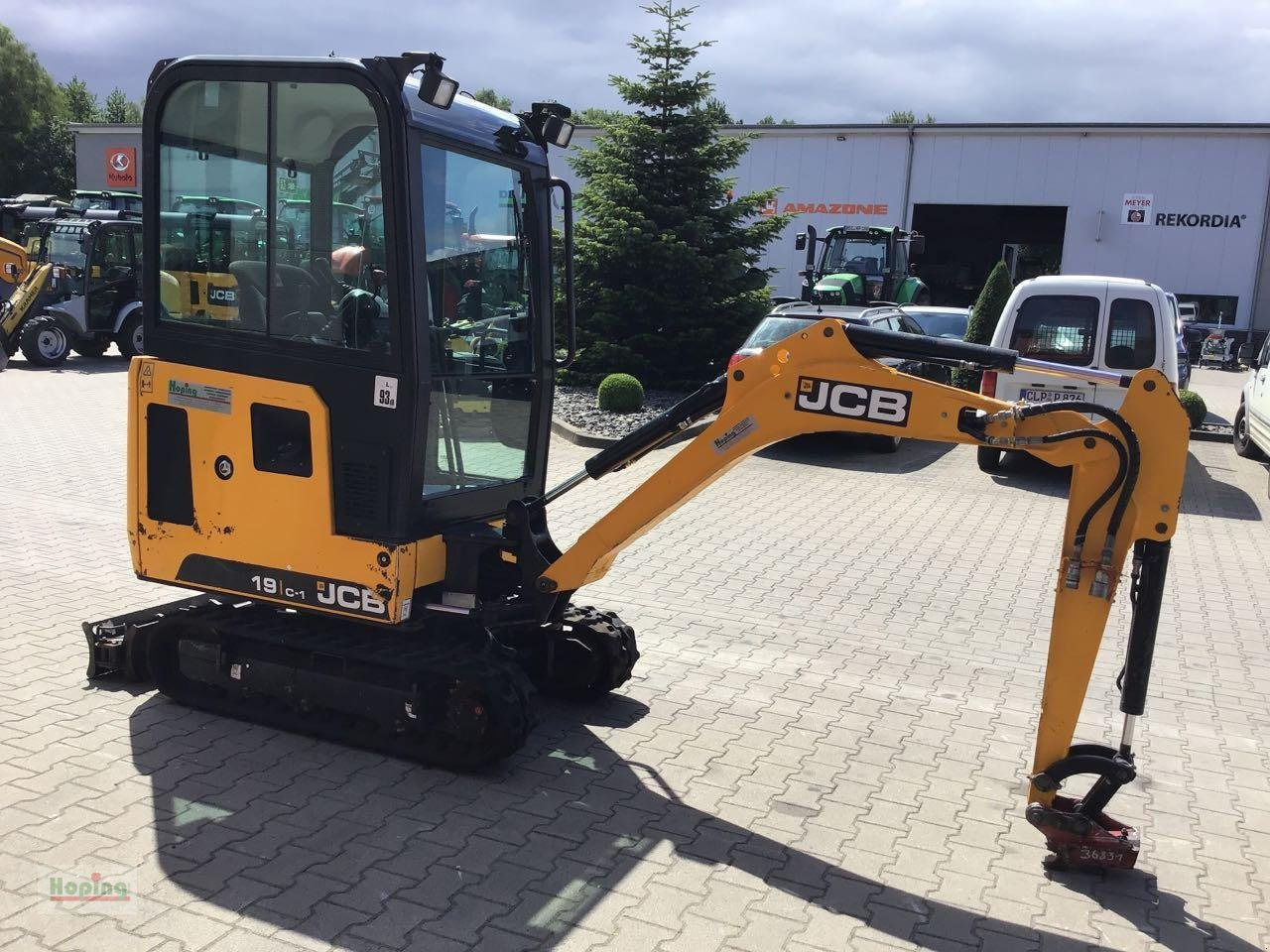 JCB 19C-1 - Mini rýpadlo: obrázok 5 JCB 19C-1 - Mini rýpadlo: obrázok 5