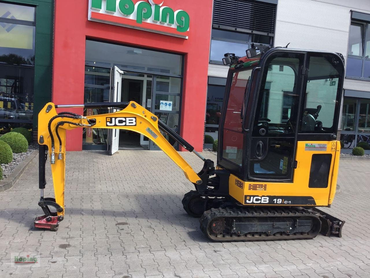 JCB 19C-1 - Mini rýpadlo: obrázok 1 JCB 19C-1 - Mini rýpadlo: obrázok 1