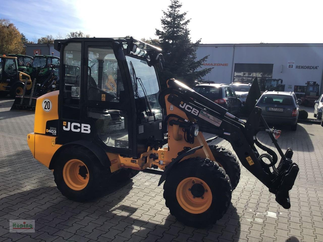 JCB 403 PLUS - Kĺbový nakladač: obrázok 3 JCB 403 PLUS - Kĺbový nakladač: obrázok 3