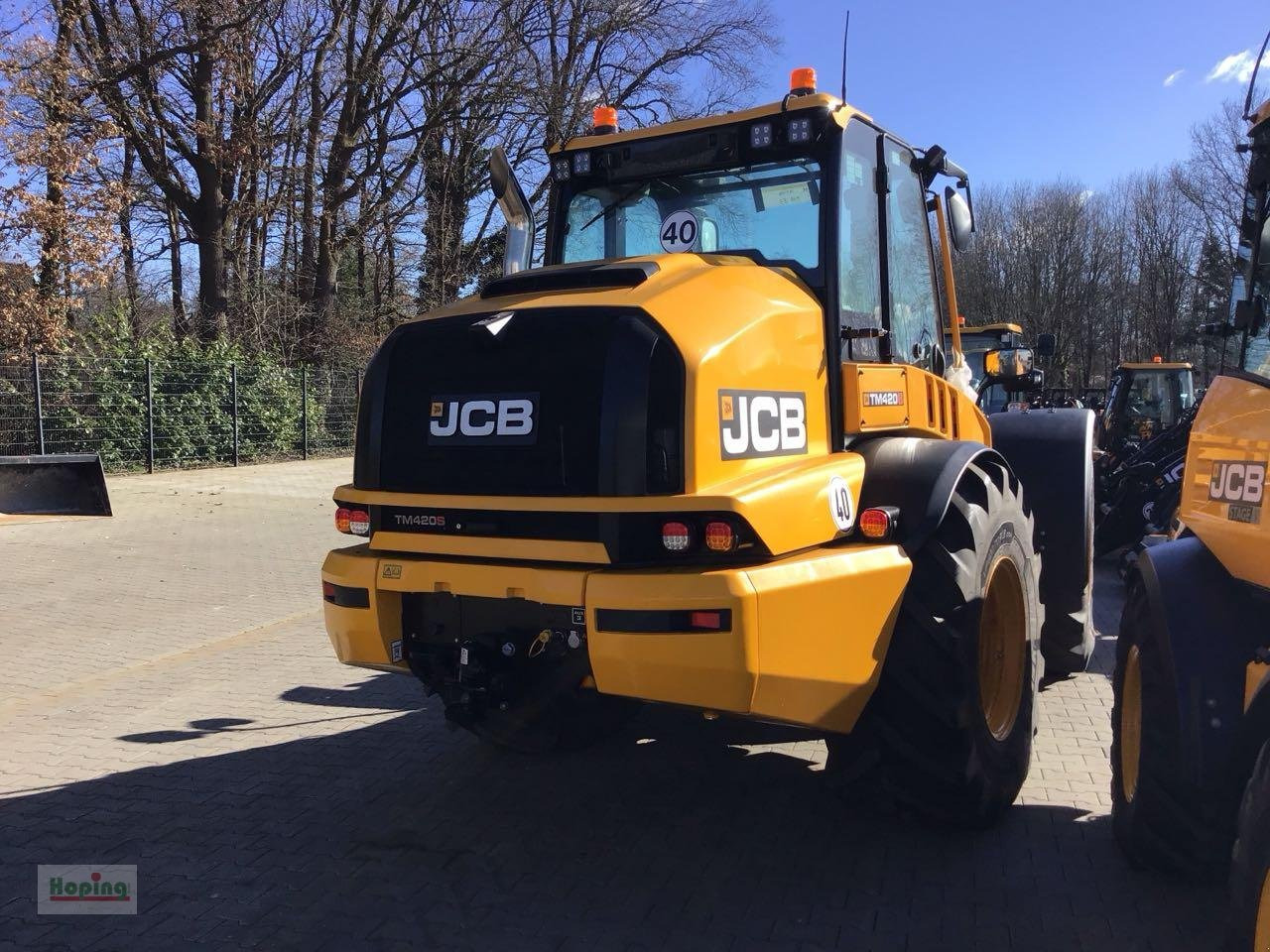 JCB TM420S AGRI - Stufe V - Teleskopický kolesový nakladač: obrázok 3 JCB TM420S AGRI - Stufe V - Teleskopický kolesový nakladač: obrázok 3