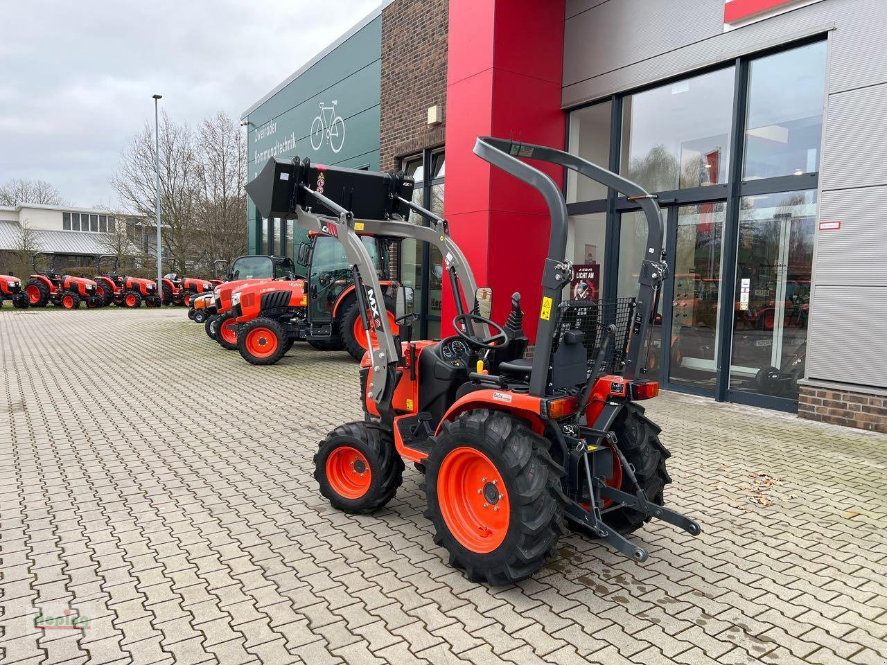 Kubota B1 181 - Komunálny traktor: obrázok 2 Kubota B1 181 - Komunálny traktor: obrázok 2