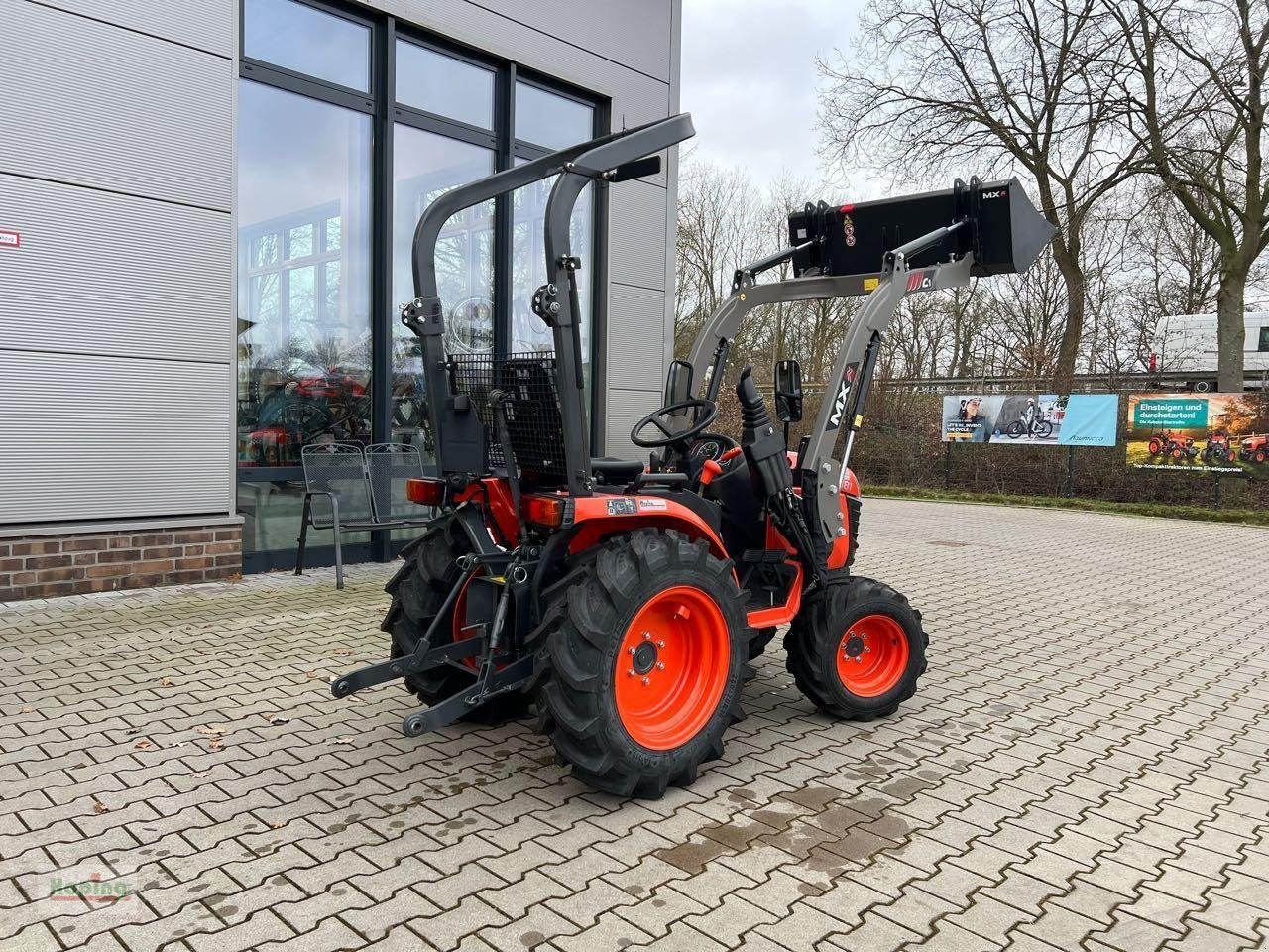 Kubota B1 181 - Komunálny traktor: obrázok 3 Kubota B1 181 - Komunálny traktor: obrázok 3
